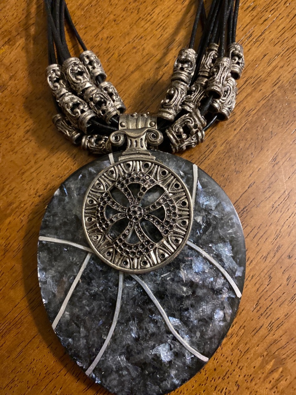 ANTHONY ALEXANDER Mixed material VINTAGE vibe gray tone necklace